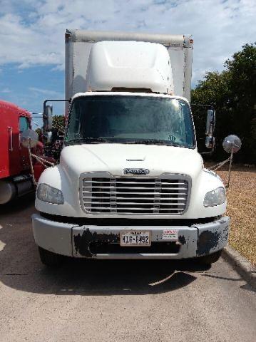  2016 Freightliner M2 Box Truck